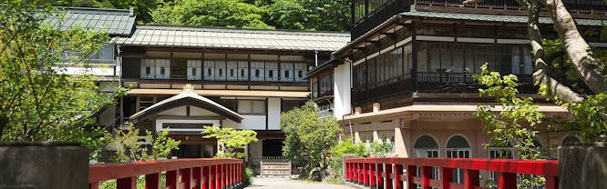 積善館(本館)