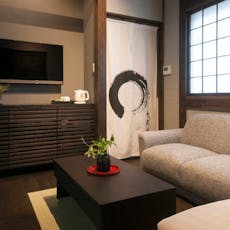 //www.img-ikyu.com/contents/common/dg/image/sd/acc6/00050716/00050716a.jpg