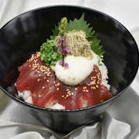 ニューオータニイン横浜プレミアム 【感動夜景+イージールームサービス】選べる3種!気軽にお部屋で楽しめる食事&おいしい朝食付き
