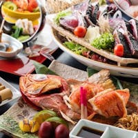 城西館 【旬彩物語/海幸コース】贅沢!旬の金目鯛丸ごと1匹つき!黒毛和牛ステーキに軍鶏&はちきん地鶏のすき鍋