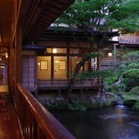 会津東山温泉 向瀧 日本旅館を感じるレトロな温泉宿!
