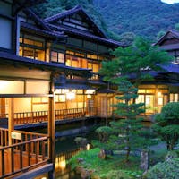 会津東山温泉 向瀧 気軽に一万円台で老舗正統派旅館を満喫!
