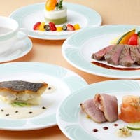 ホテルオークラ神戸 【3週間前までがお得/和洋スイート+フルコース】兵庫の食材と牛ロース肉のグリルをお部屋で(夕朝食付)