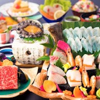 湯元こんぴら温泉華の湯 紅梅亭 【個室食‐<旬宴>グレードUP会席】海の幸をたっぷりと!<季節の魚介造り&アワビ踊り焼き>
