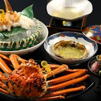 料理宿やまざき 【黄タグ付ブランド越前蟹1キロサイズのみ使用】1番人気!夕食はかに料理に地魚お刺身小皿盛り付き。