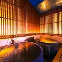 家族の笑顔に会える宿 山代温泉 宝生亭 【宝生亭の蟹尽くし極み会席】青タグが本物の証!宝生亭秘伝の蟹味噌甲羅×蟹刺し×焼蟹など旬を食べ尽くす