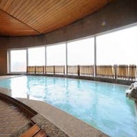 たかみや 瑠璃倶楽リゾート 【期間限定シニアプラン】<50歳以上のお客様へ>山形ブランド豚を味わう&特典!温泉リゾートステイ