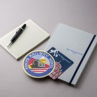 東京ステーションホテル 【文豪気分を味わう】オリジナルグッズ“文豪セット”&ホテルロゴ入りノートブック付き(朝食付き)