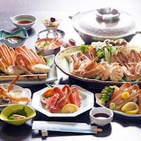 海舟 【カニカニ三昧】とにかくカニだけを食べたい方にオススメ 一人にたっぷりカニ3匹 夕朝食ともお部屋食