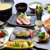 峡谷の湯宿 大歩危峡まんなか にし阿波の食材を愉しむ 旬の味覚を満喫 郷土料理堪能プラン!!