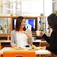 オークウッドホテル&アパートメンツ新大阪 期間限定ポイント増量!カフェでゆったり楽しむ<朝食ビュッフェ付き>タクシー代or駐車場代サービス