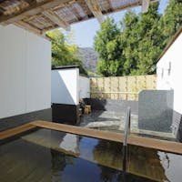 嵐山真向い 「嵐山温泉 嵐山辨慶」 直前割で京料理スタンダードが10%OFF!!お日にち限定1泊2食付