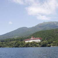 小田急 山のホテル 【サマ割!FINAL】涼風ながれる芦ノ湖畔で夏休みを満喫!人気の「シーズンセレクションプラン」セール