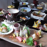 武田尾温泉 紅葉舘 別庭 あざれ アーリーイン・レイトアウトの特典!渓流を望む指定席で頂く(個室)特選創作会席「雪」