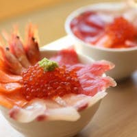天然温泉 大社の湯 お宿 月夜のうさぎ 【1泊朝食】~遅めのご到着もOK~人気の海鮮丼をはじめ、豪華バイキングを堪能!<料金変動プラン>