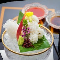 貴船 ふじや 【ハモの落とし】氷の上に“白身の花”が咲き誇る目にも涼やか「京の夏の味」を川床で堪能/現金特価