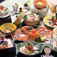 白鷺湯たわらや 【蟹2杯相当!かにづくし会席】姿がに・焼きがに・かに鍋・かに天ぷら・かに刺・かに茶碗蒸・かに釜飯..