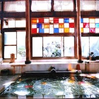 村のホテル 住吉屋 【源泉かけ流し100%】【個室で食事】自家源泉の湯・旬菜会席料理・郷土料理「取回し鉢」を楽しむ。