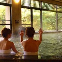 加賀山代温泉 みどりの宿 萬松閣 【お肉派に捧げる・ボリューム会席】・「合鴨、能登豚、能登牛」&「活アワビ踊り焼き」ジューシーな味わい