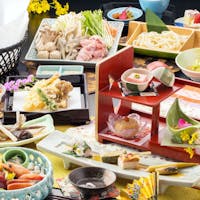 鬼怒川パークホテルズ <料亭「月見亭」でのお食事> 中庭を眺めながらお鍋や揚げ立て天婦羅など栃木の味覚を!