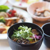 ベイリゾートホテル小豆島 【会員限定セール】【一泊朝食付】Myひしお丼&卵かけごはん醤油食べ比べ&炊き立て佃煮など