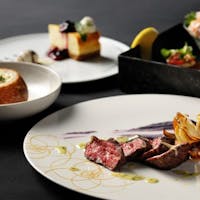 ザ・ペニンシュラ東京 シグネチャーレストランの人気ディナー、選べる朝食、ボトルシャンパン付