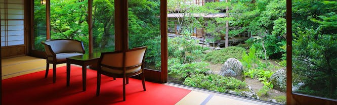 静かな森と明治・大正離れの宿 環翠楼