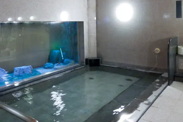 ห้องอาบน้ำรวม