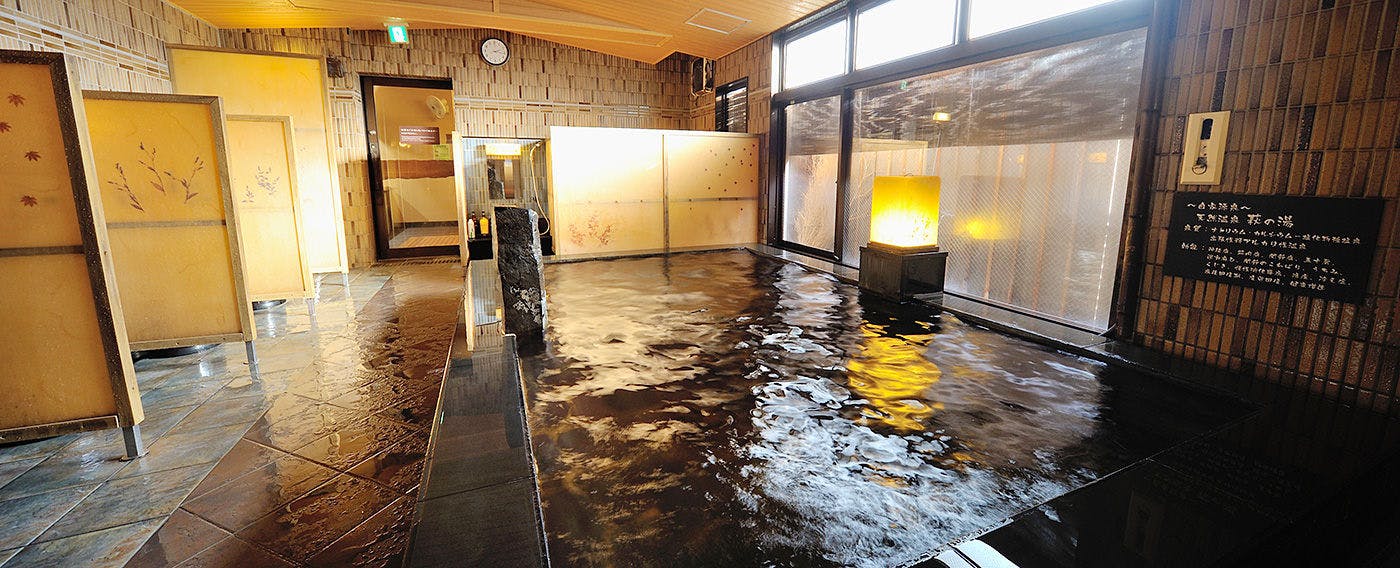 남성 대중 목욕탕