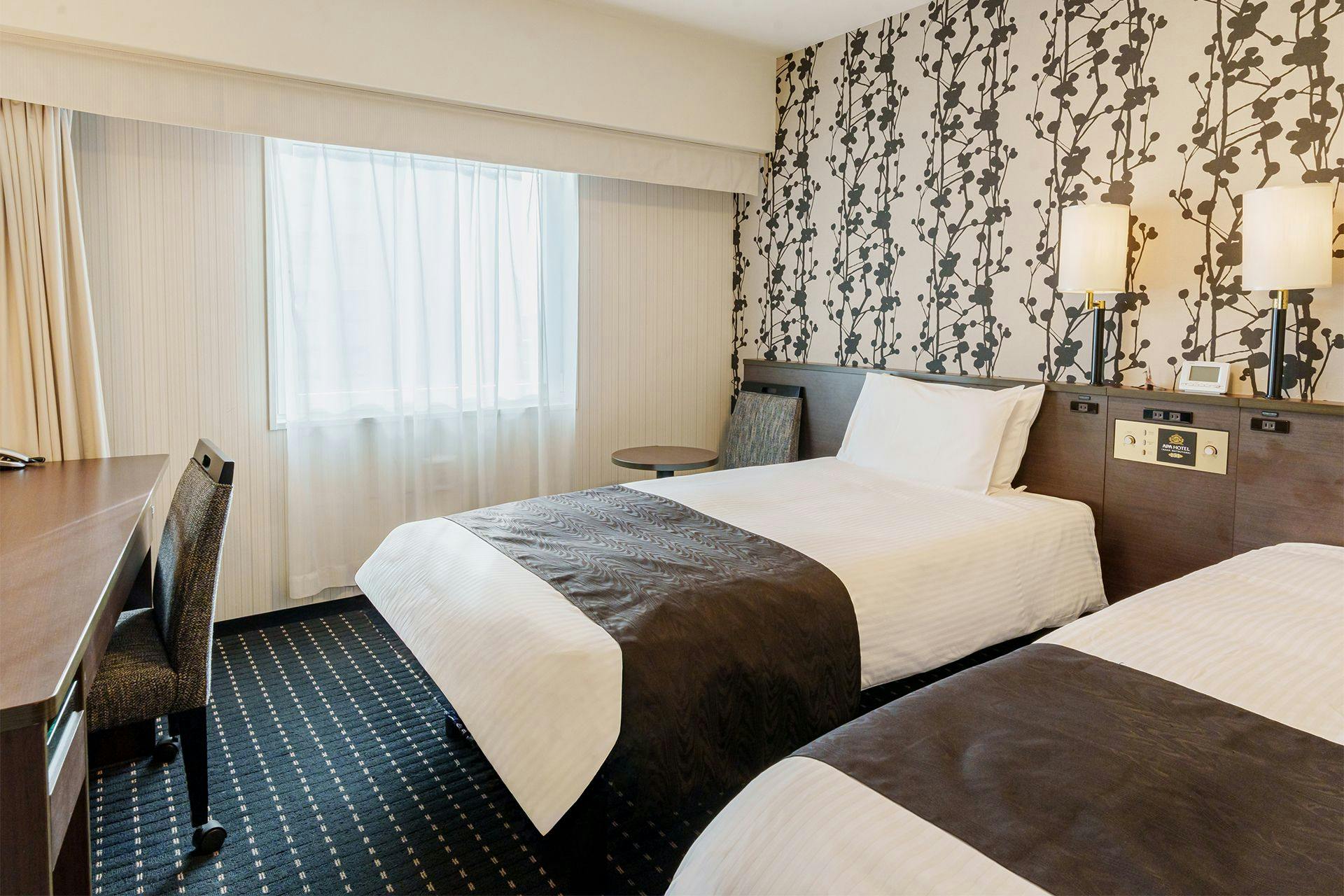 アパホテル〈那覇松山〉