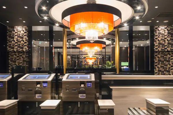 เคาน์เตอร์ด้านหน้า