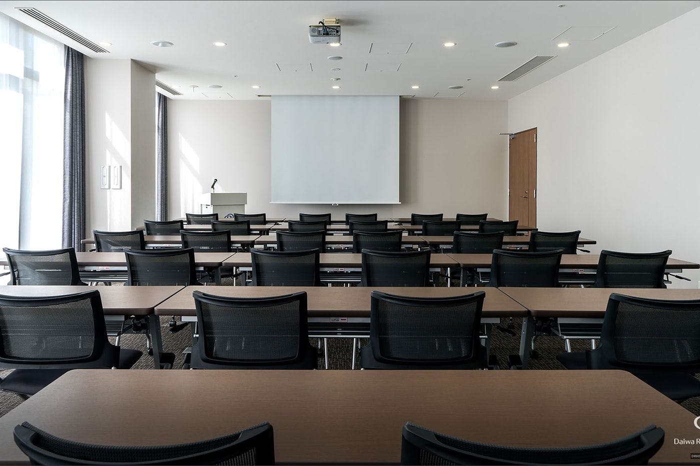 会議室（2階／有料／最大36名）