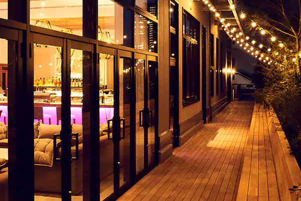 เทอเรส (กลางคืน)