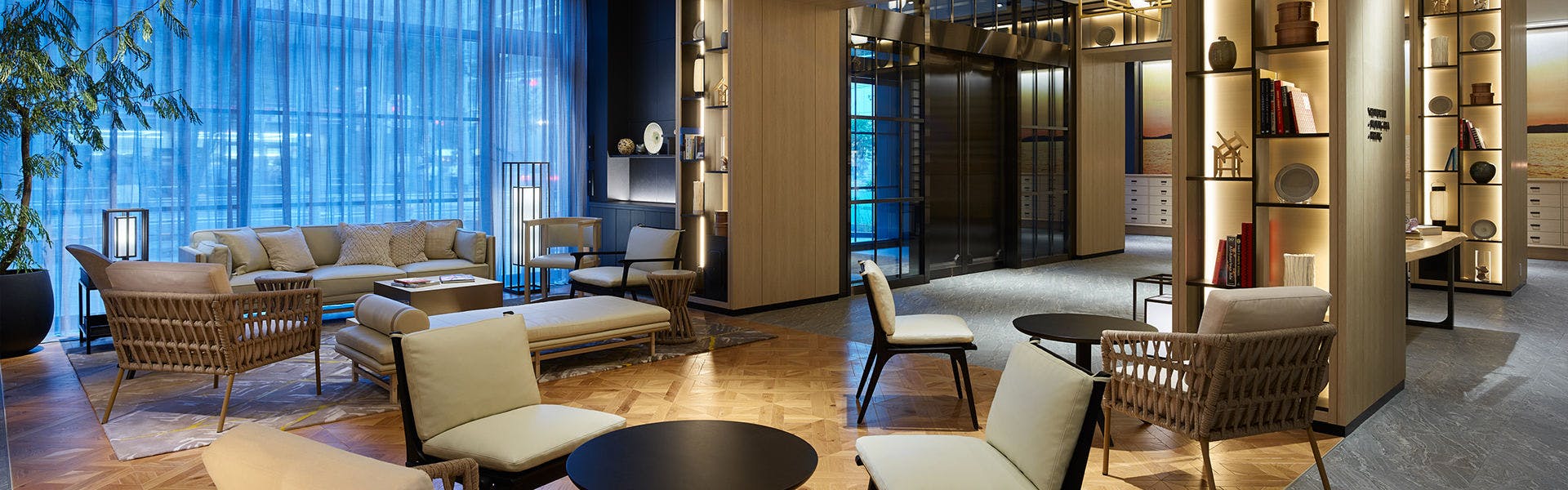 ロビーラウンジ