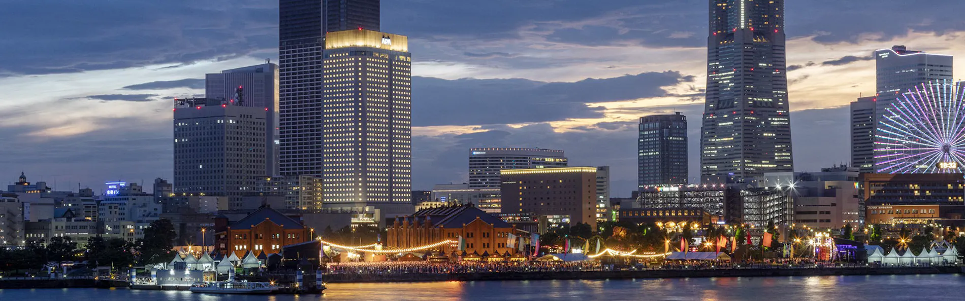 アパホテル&リゾート〈横浜ベイタワー〉