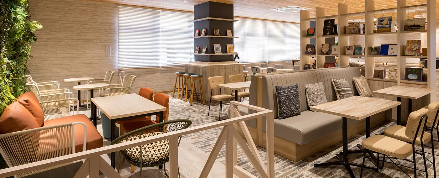 คาเฟ่ห้องสมุดคอมฟอร์ท