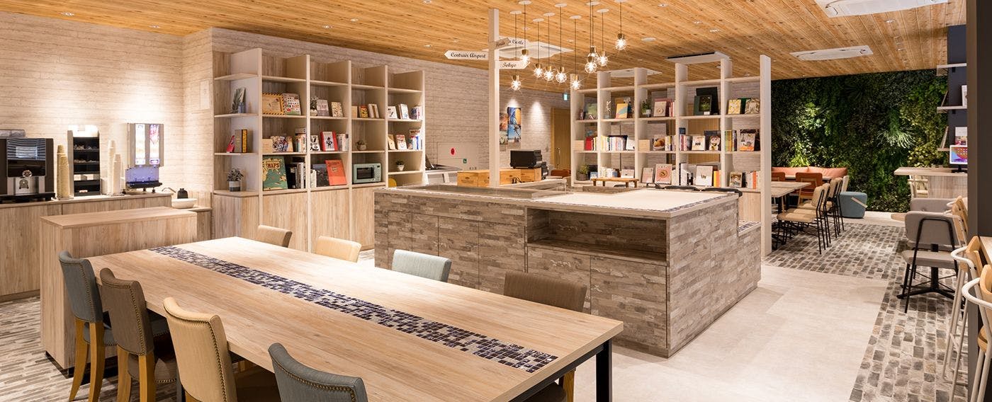 คาเฟ่ห้องสมุดคอมฟอร์ท