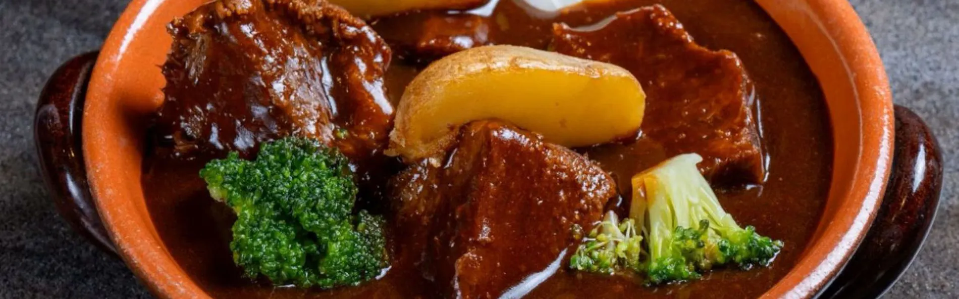 アパホテル〈神戸三宮駅前〉(全室禁煙)