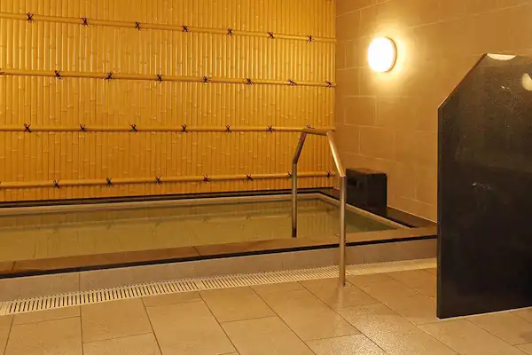 ห้องอาบน้ำสาธารณะ