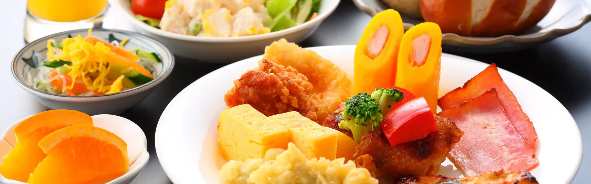 朝食