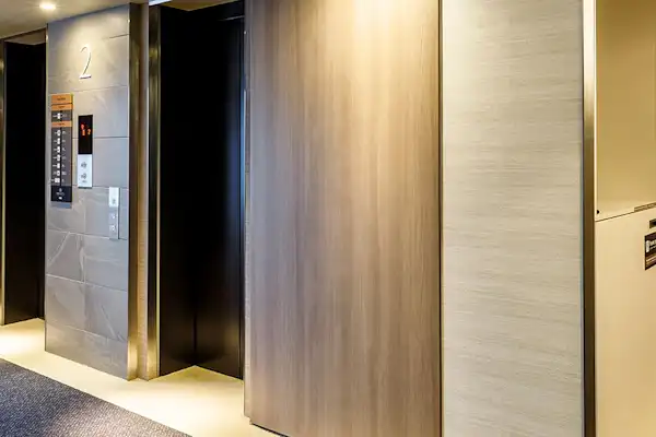 โถงลิฟต์