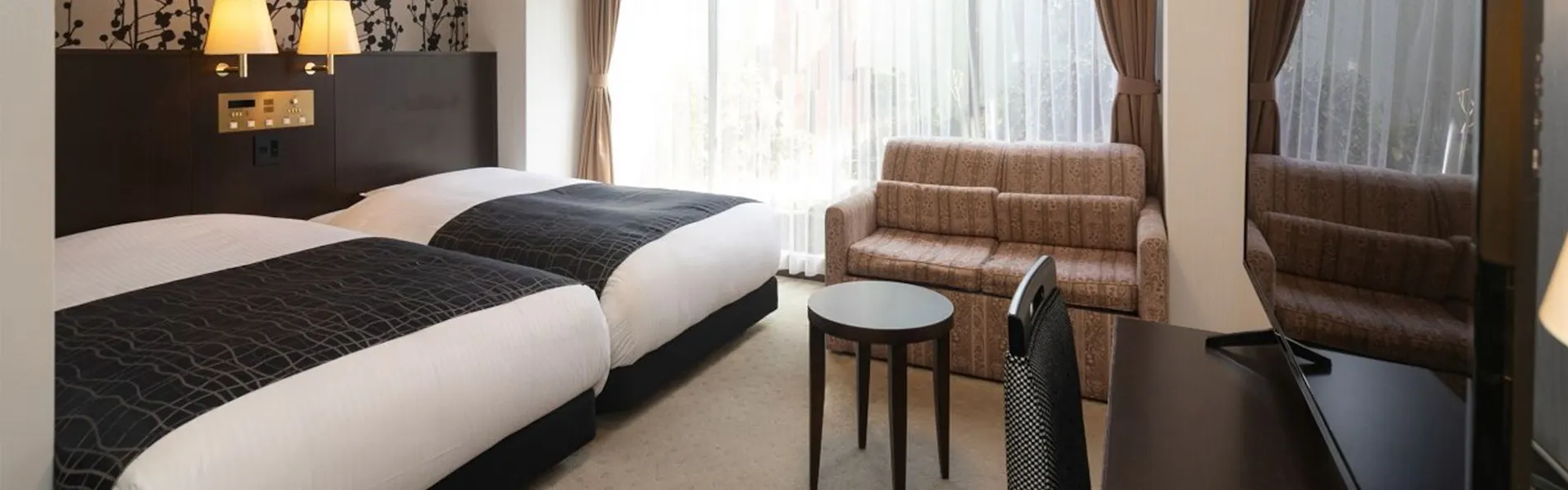 アパホテル〈大阪門真市駅前〉