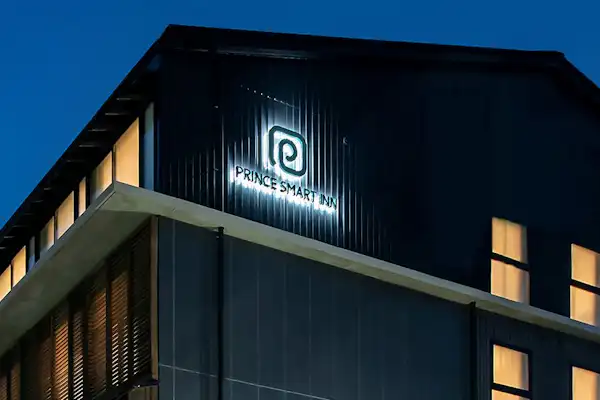 ภายนอกอาคาร