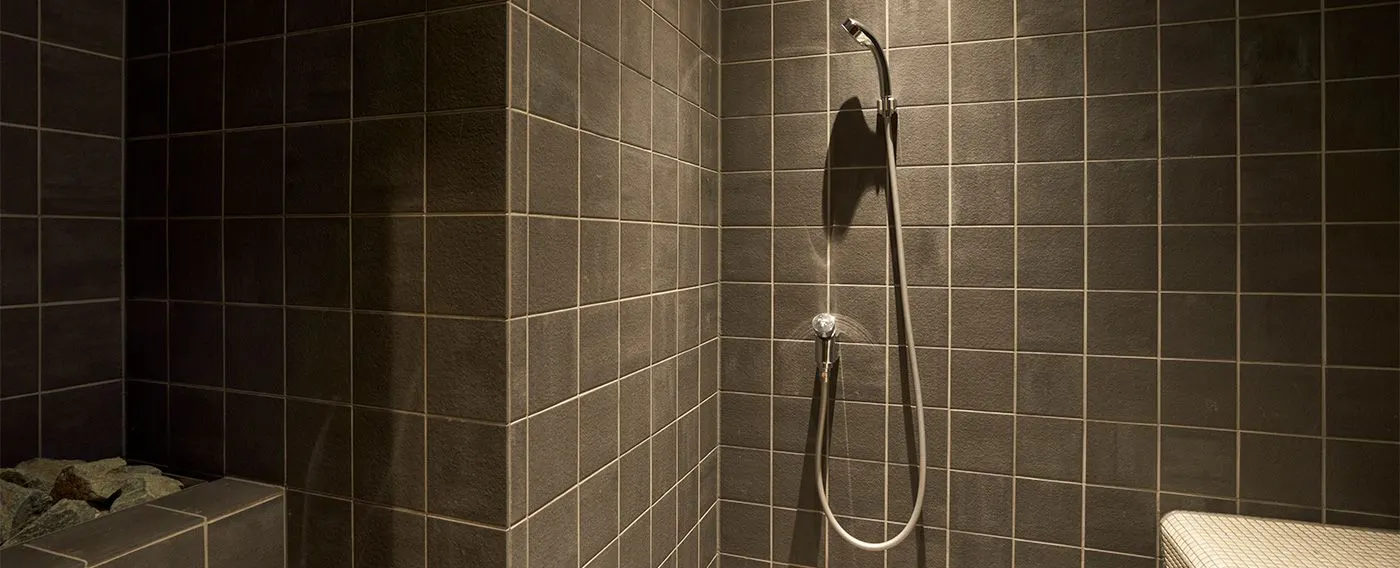 シャワーブース