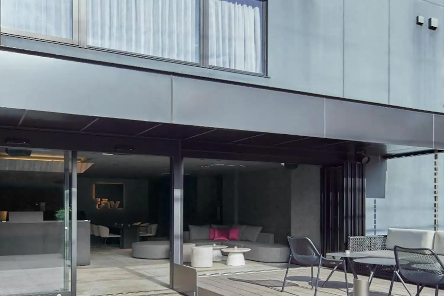 ภายนอกอาคาร