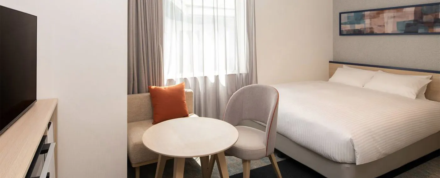 【禁菸】環球雙人房(24平方公尺)