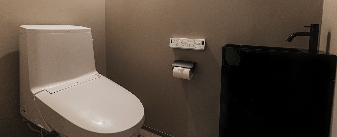 สิ่งอำนวยความสะดวกในห้องพัก｜ห้องน้ำพร้อมฟังก์ชั่นล้างด้วยน้ำอุ่น