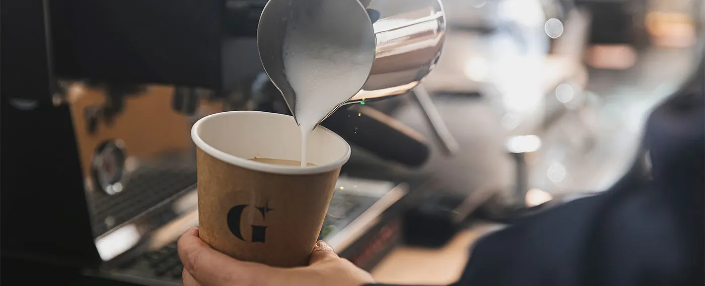 คาเฟ่แอนด์บาร์