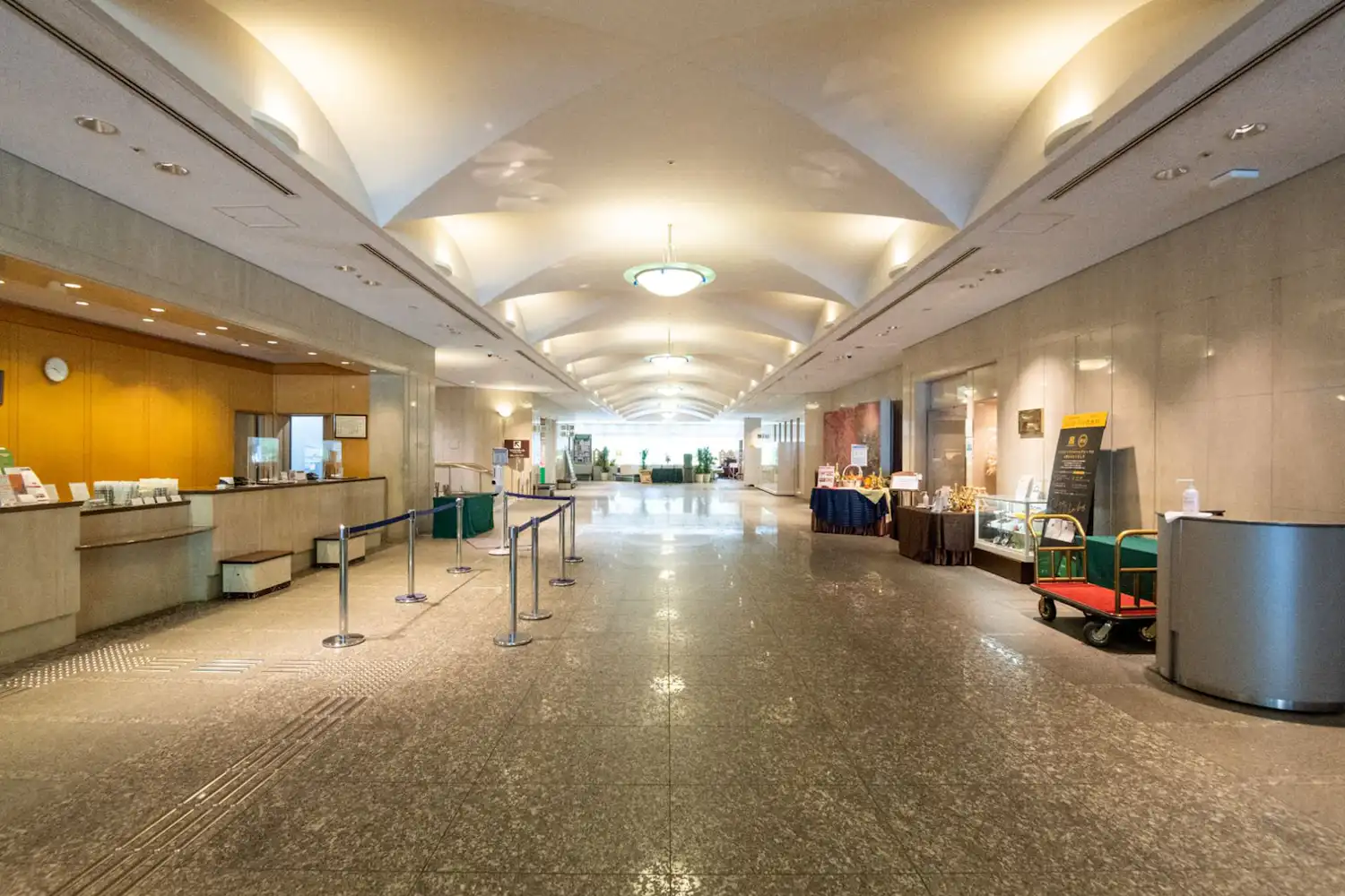 แผนกต้อนรับ