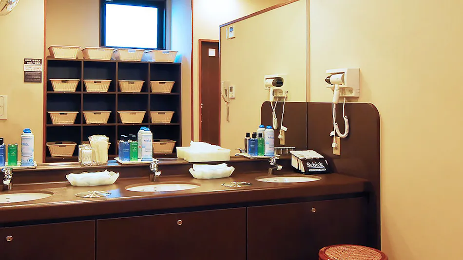 Hotel Route-Inn Sagamihara - National Route 129 -